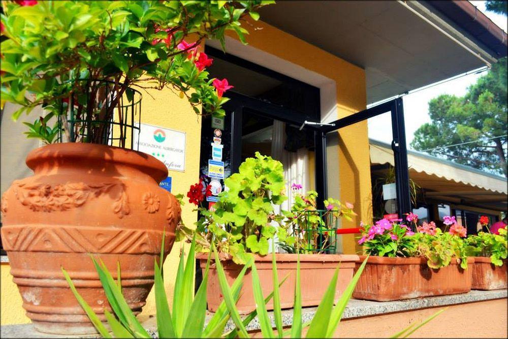 Hotel Anfora Capoliveri  Exterior photo