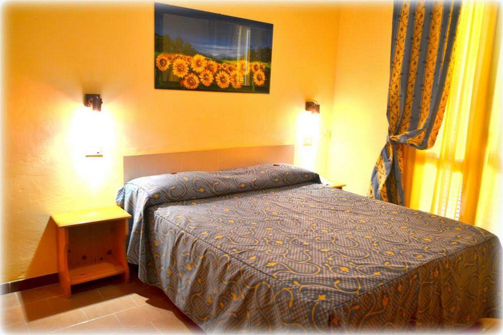 Hotel Anfora Capoliveri  Exterior photo